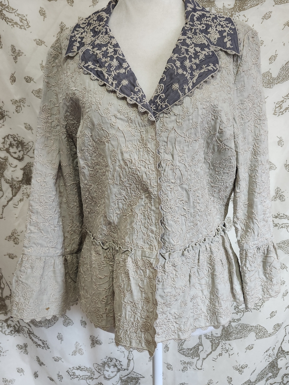 Peter Nygard Cream Embroidered Jacket with Blue Scalloped Collar